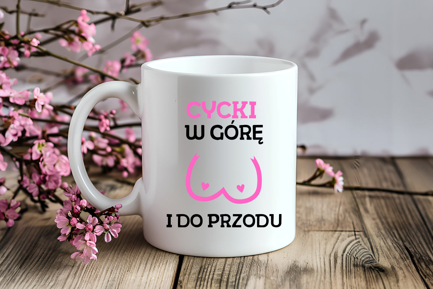 Kubek Cycki w górę