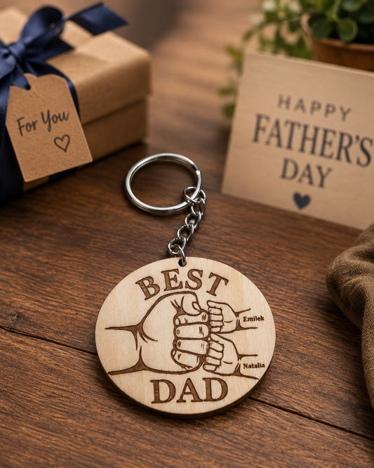 Personalizowany drewniany brelok dla Taty – Best Dad z imionami dzieci / Personalized wooden Best Dad Keychain with Children's Names